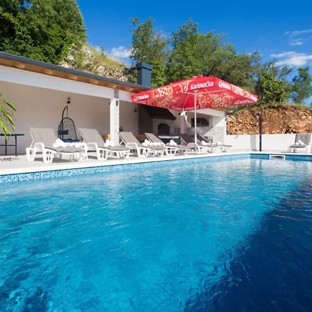 Σπίτι διακοπών Marijana - Modern With Pool Trilj